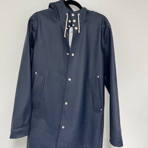 Stutterheim Stockholm Raincoat in Navy